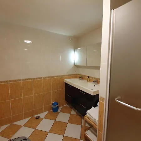 Lägenhet 3 Allee De L'oree Du *