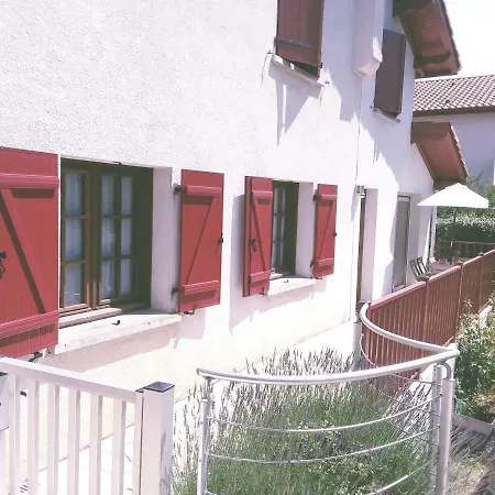 3 Allee De L'oree Du *