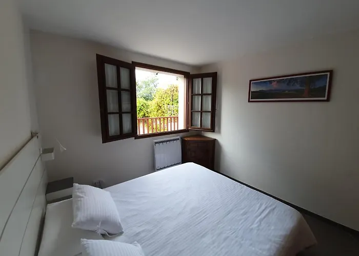 3 Allee De L'oree Du Биарриц